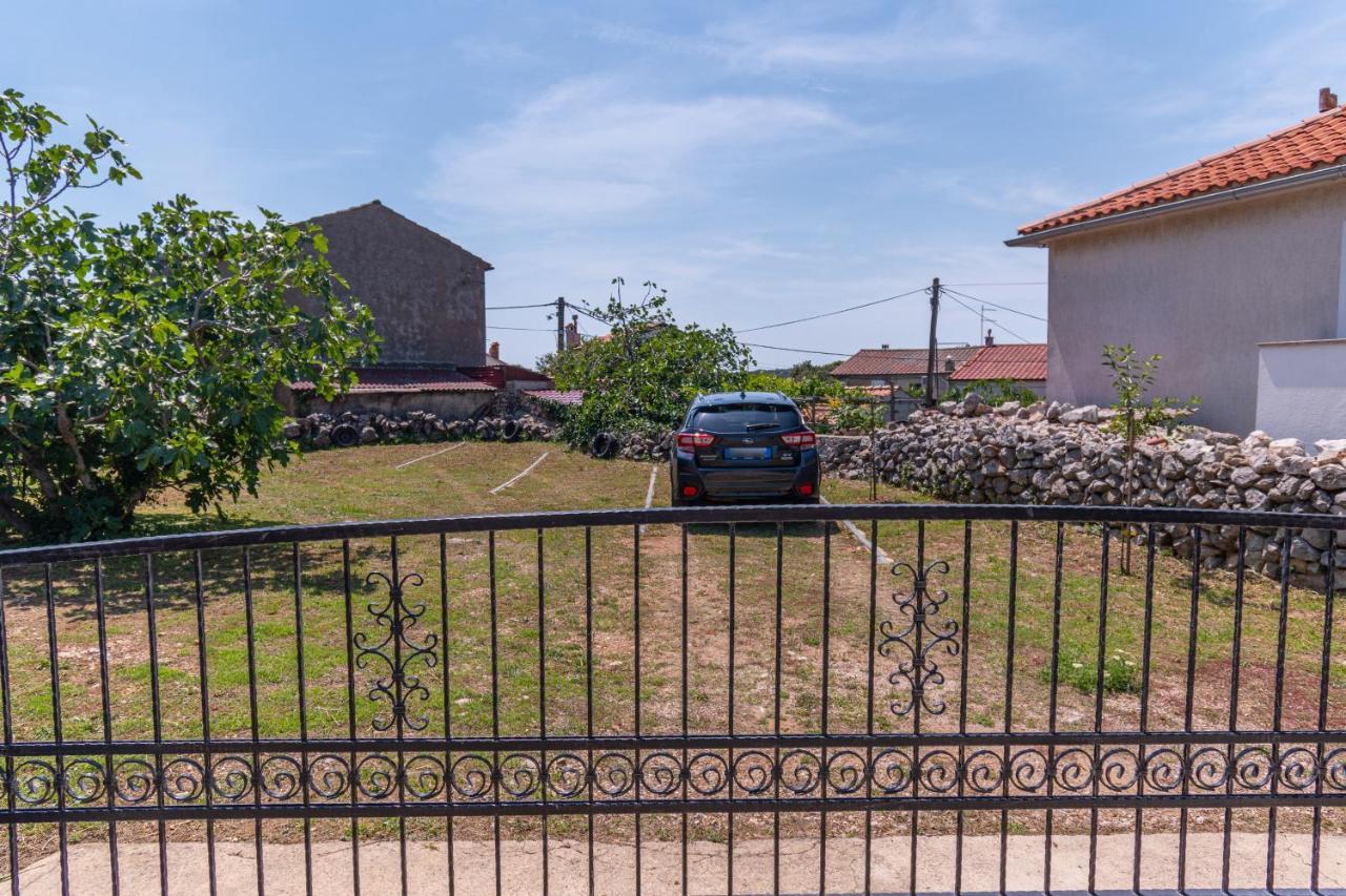 Apartments By The Sea Punat, Krk - 5351 Exterior photo